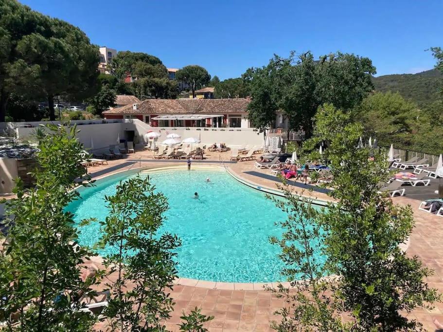 גרימו Le Tropik, Panoramic Sea View, Holiday Resort מראה חיצוני תמונה